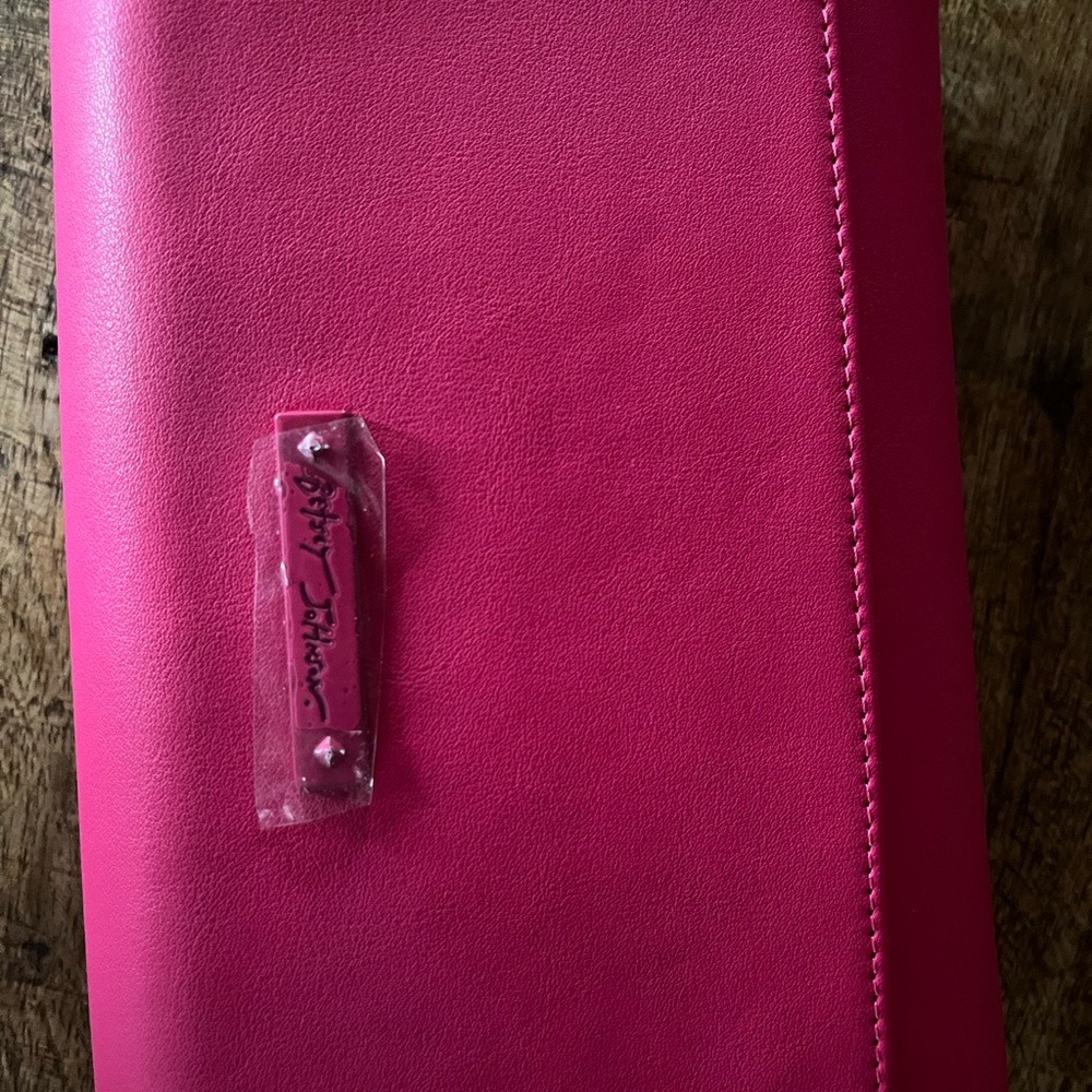 Betsy Johnson pink skull bag so cute new with tags - Picture 8 of 10